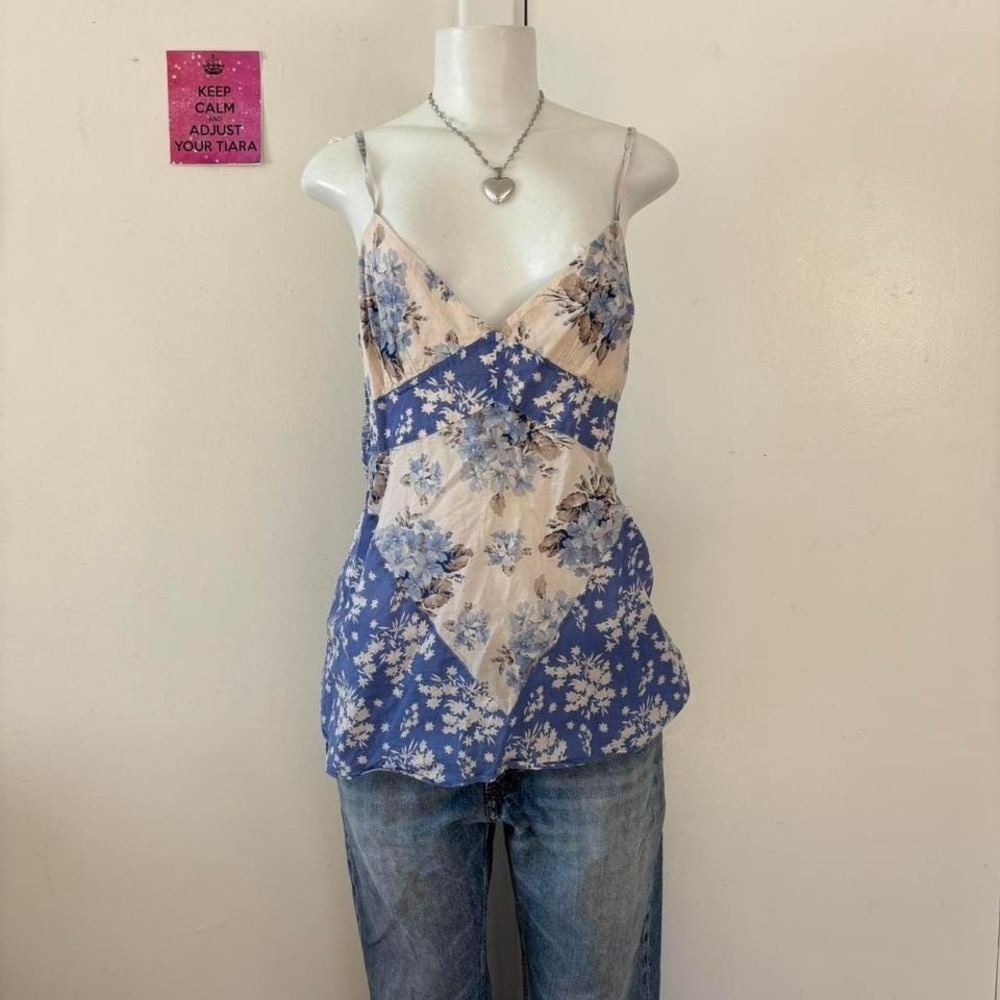 Y2k Guess Vintage Blue & White Floral Lace babydoll Cami - Picture 4 of 7